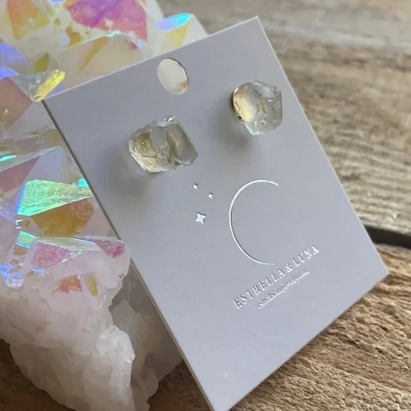 🆕 New Raw Green Amethyst Crystal Stud Gemstone Earrings - Picture 2 of 4